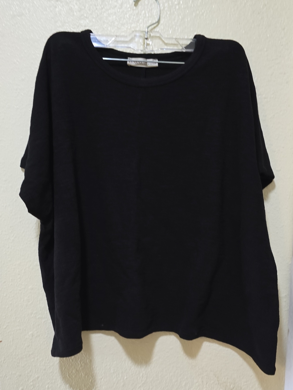 Zenana Oversized Black Short Sleeve Crewneck